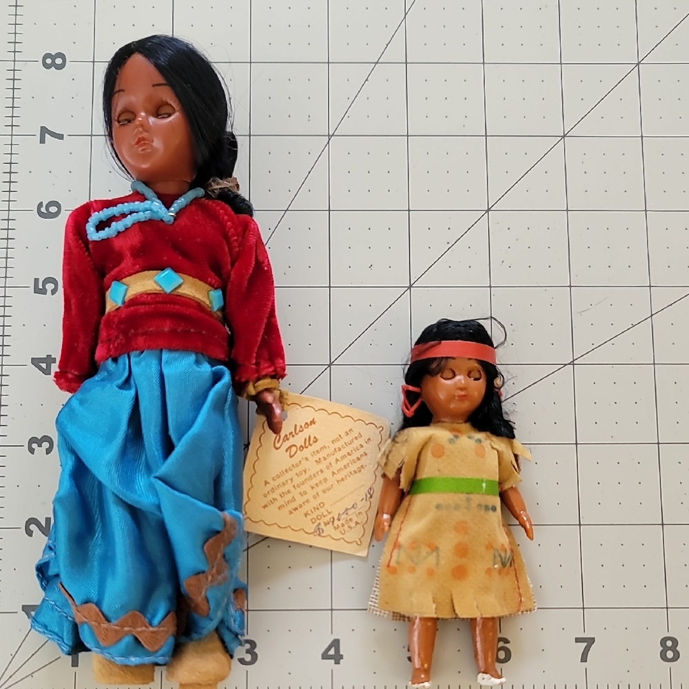 Vintage Carson Dolls Native American Collector Duo